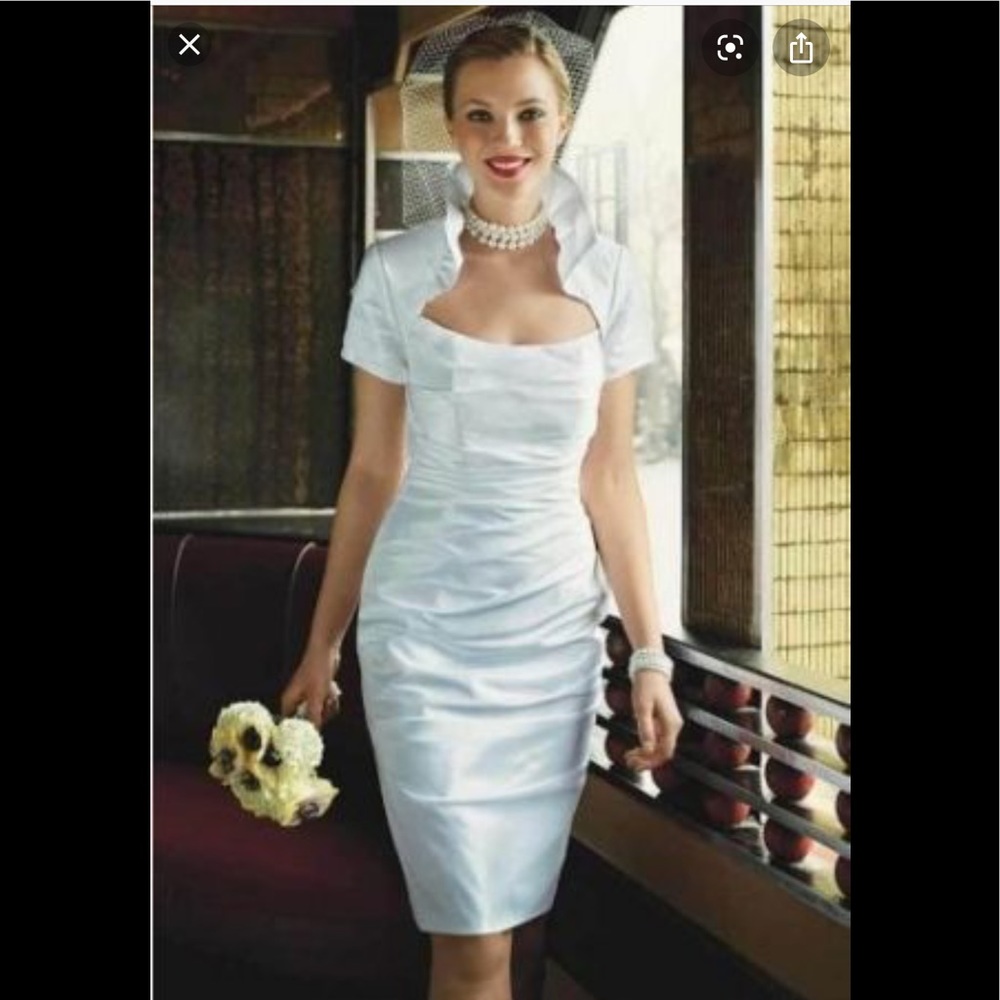 David’s Bridal white strapless wedding dress 8 - Picture 1 of 8